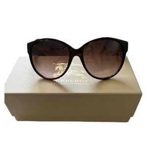 BURBERRY Tortoise Shell Classic Sunglasses NWOT